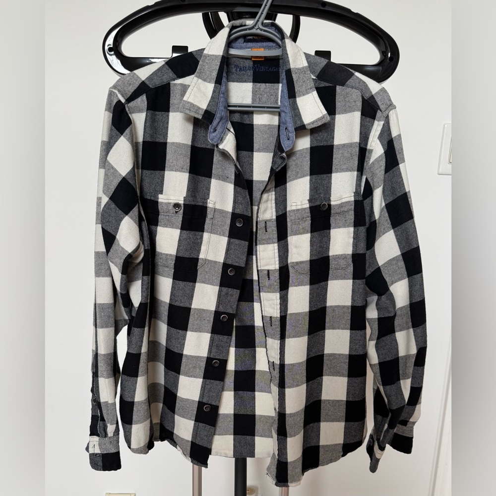 Men's Black and White Checkered Shirt Large